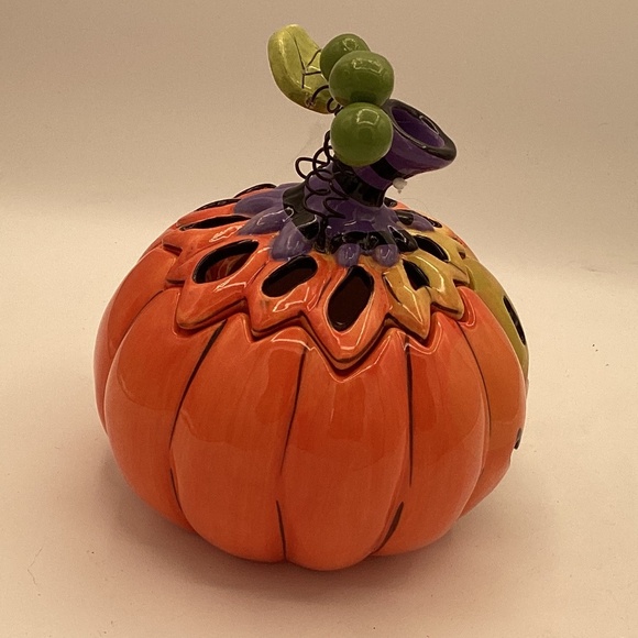 Pumpkin Happy Face. T-Lite Holder - Picture 4 of 6